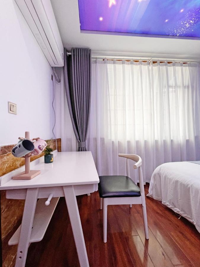 ז'אנגג'יאג'י Yijingju Humanistic Inn מראה חיצוני תמונה